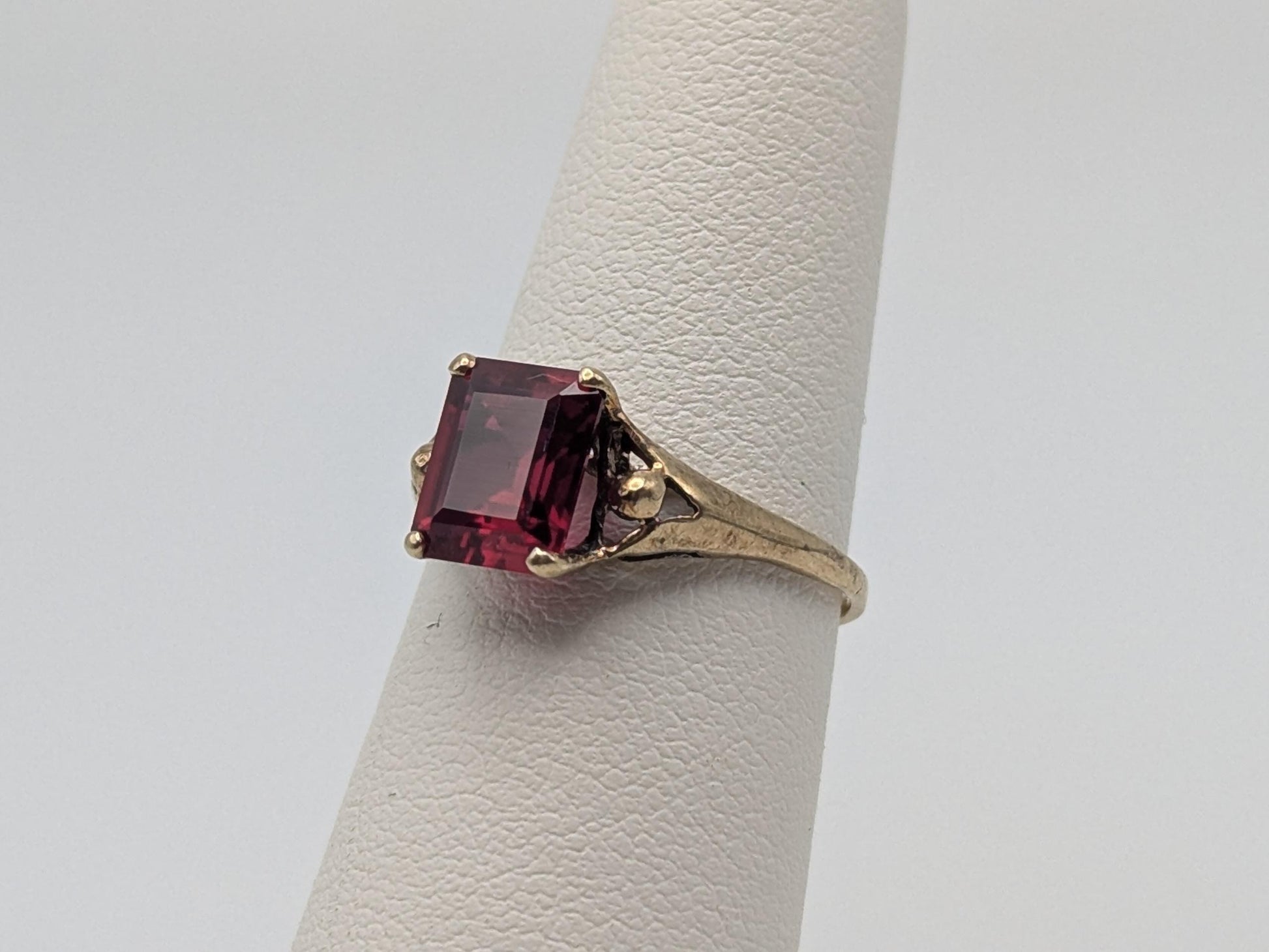 10k Yellow Gold Vintage Emerald Cut Ruby Solitaire Ring Promise Ring