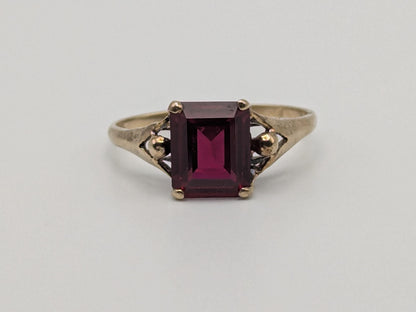 10k Yellow Gold Vintage Emerald Cut Ruby Solitaire Ring Promise Ring