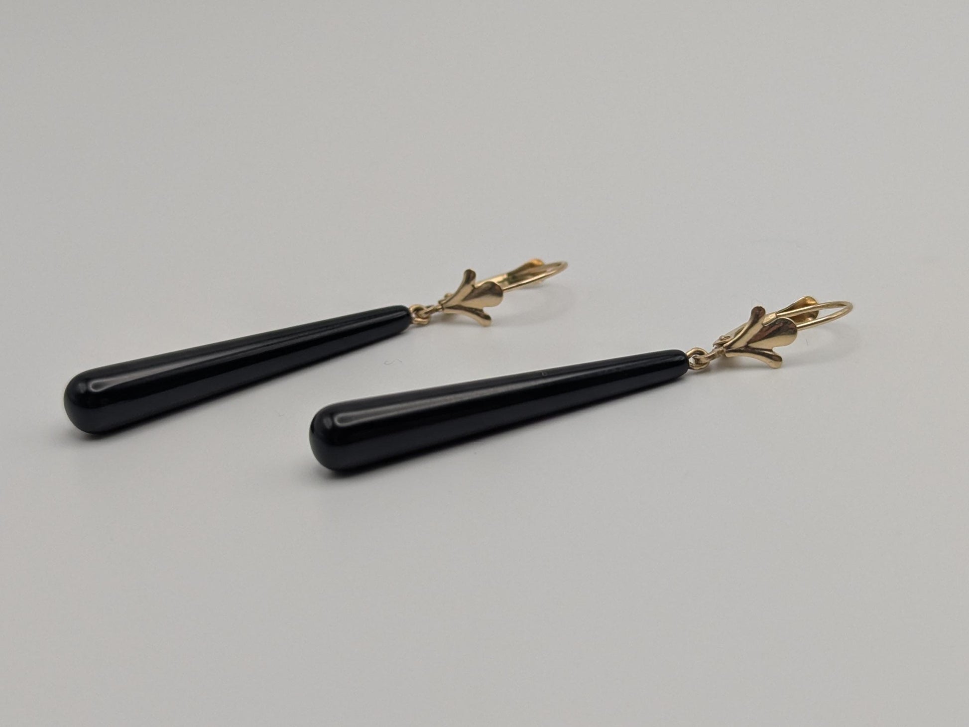 14K Yellow Gold Black Onyx Drop Dangle Earrings Teardrop Onyx Earrings.