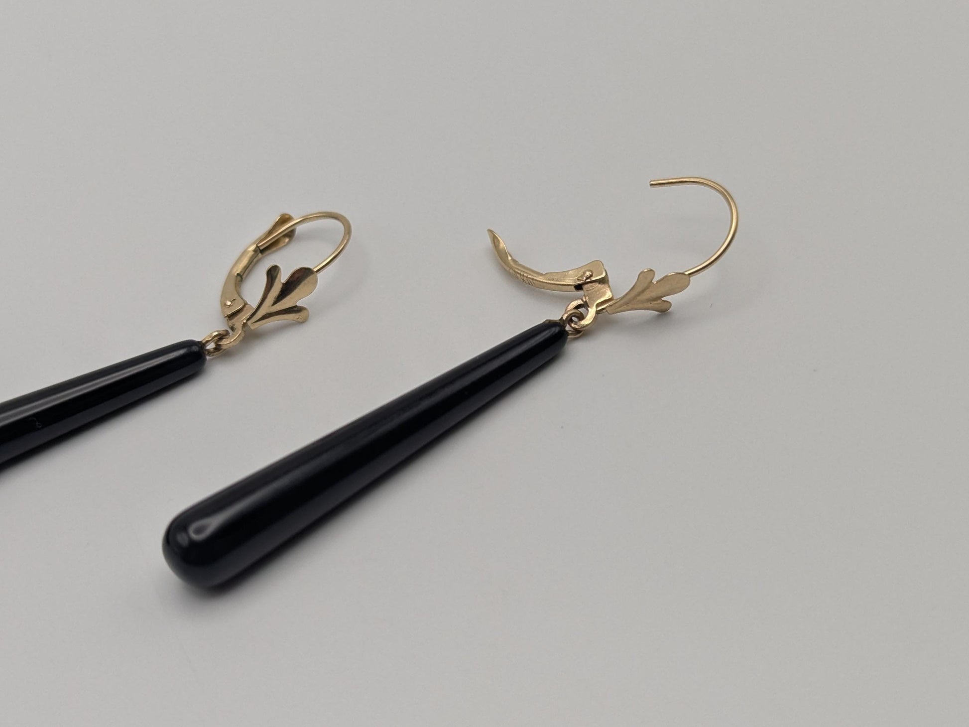 14K Yellow Gold Black Onyx Drop Dangle Earrings Teardrop Onyx Earrings.