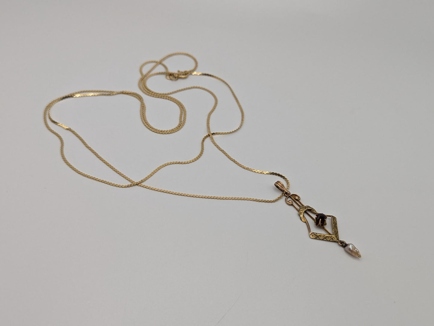14K Yellow Gold Vintage Lavalier Pendant with Garnet and Seed Pearl Necklace