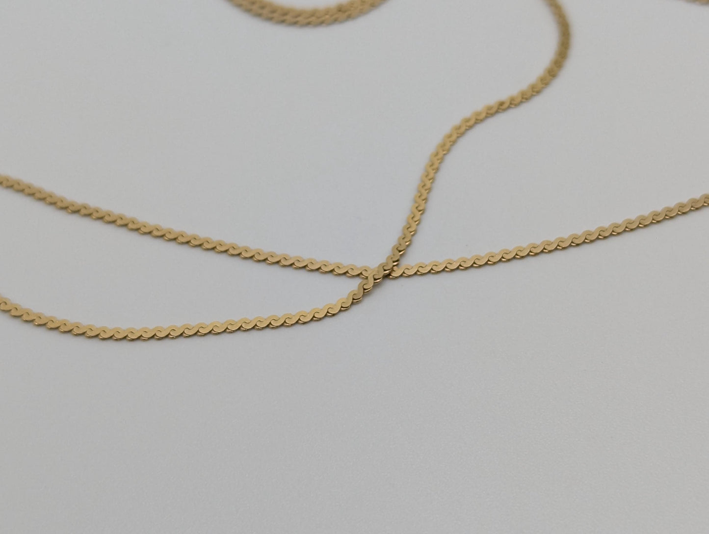 14K Yellow Gold Vintage Lavalier Pendant with Garnet and Seed Pearl Necklace