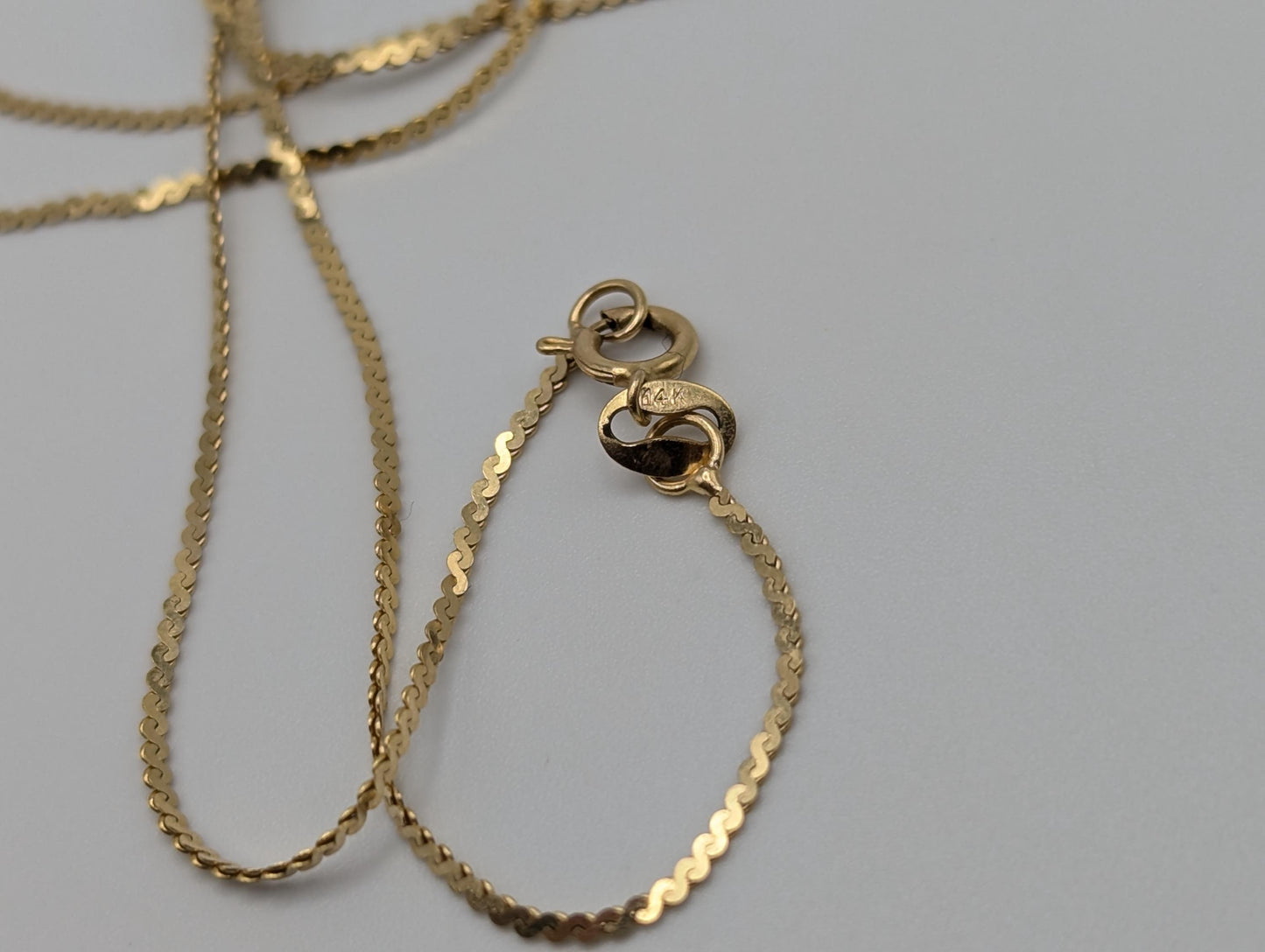 14K Yellow Gold Vintage Lavalier Pendant with Garnet and Seed Pearl Necklace