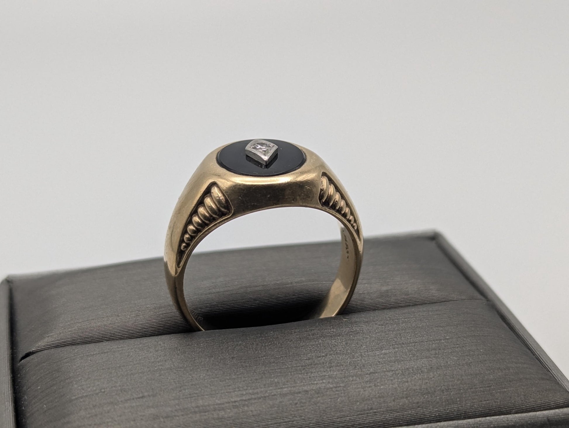 10k HEAVY 11gr Vintage Oval Black Onyx Diamond Wedding Ring Statement Ring Band