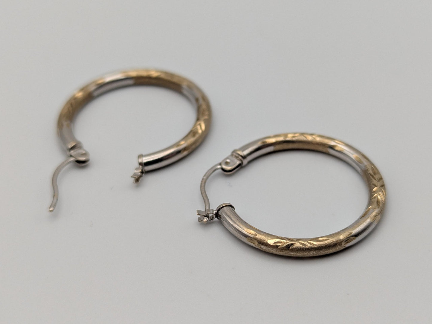 14k Large Vintage Gold Classic Etched Textured Hoop Earrings Gold Hoops Hinged