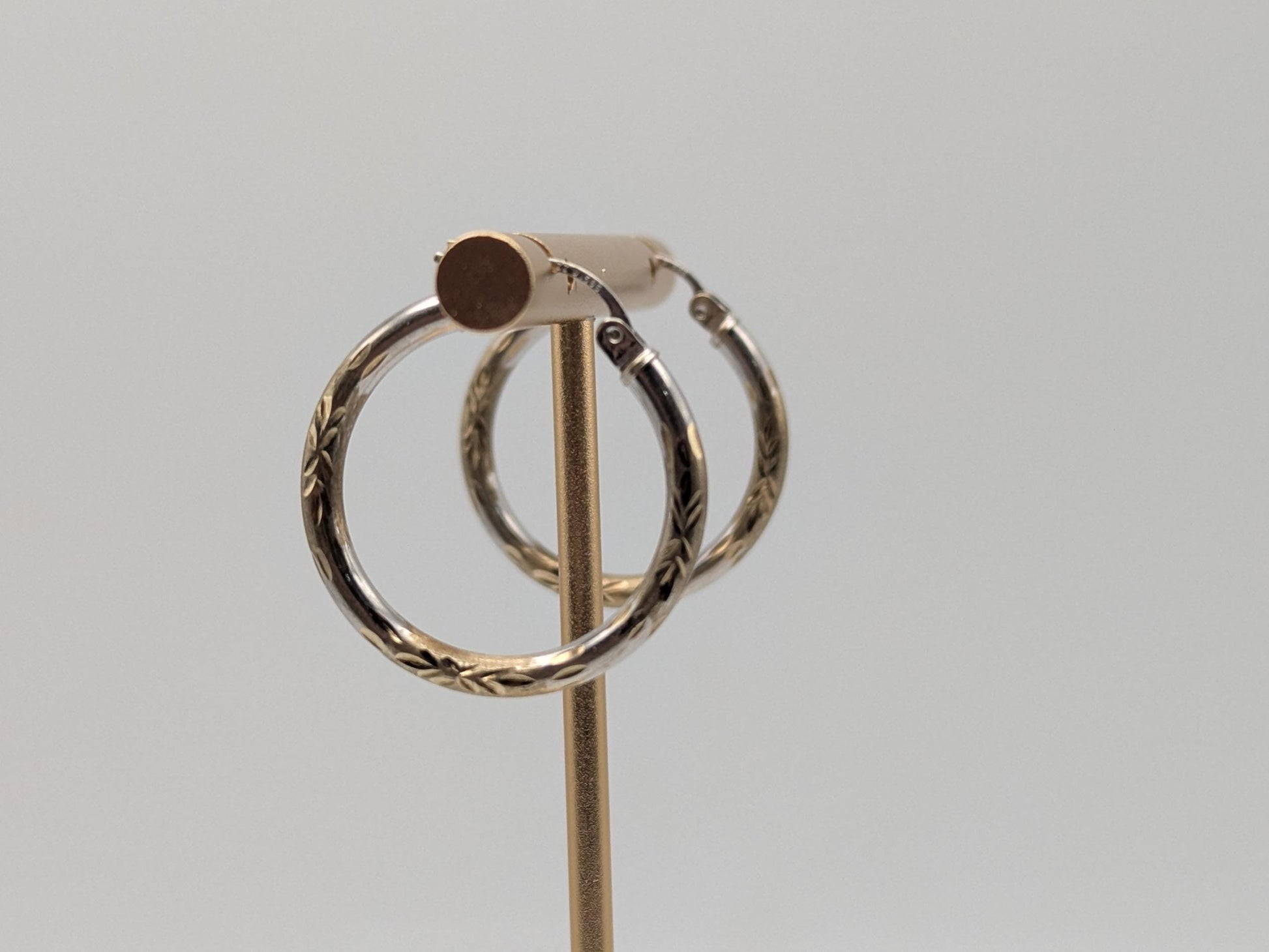 14k Large Vintage Gold Classic Etched Textured Hoop Earrings Gold Hoops Hinged