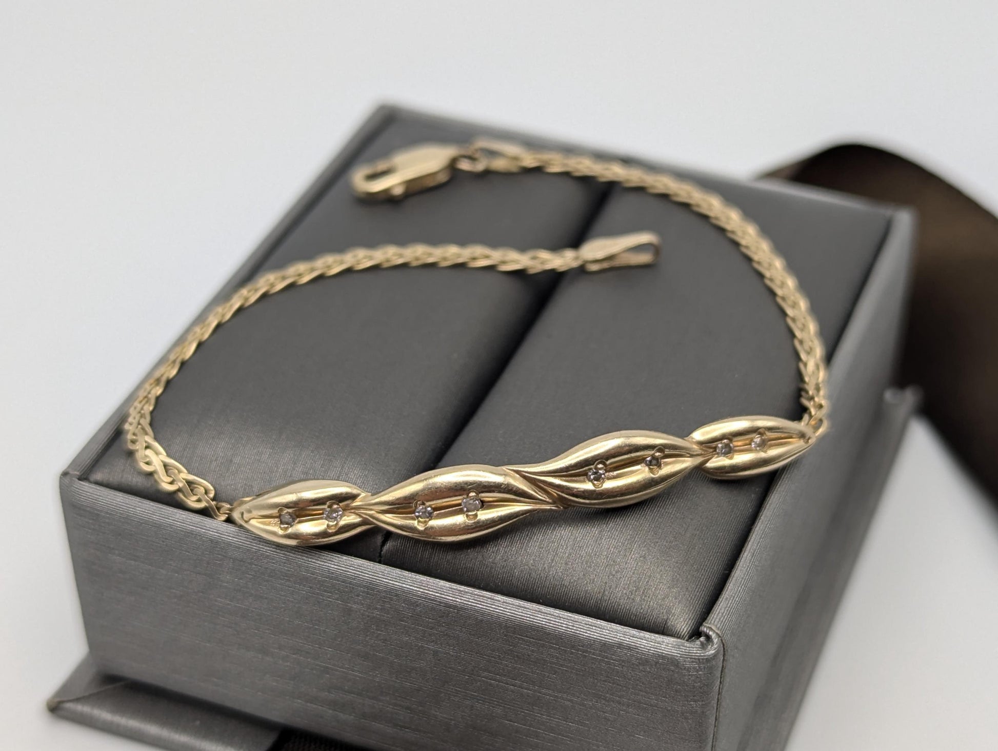 14k Solid Gold OKLMR Design Diamond Fancy Wave Link Tennis Bracelet. 7" Womens
