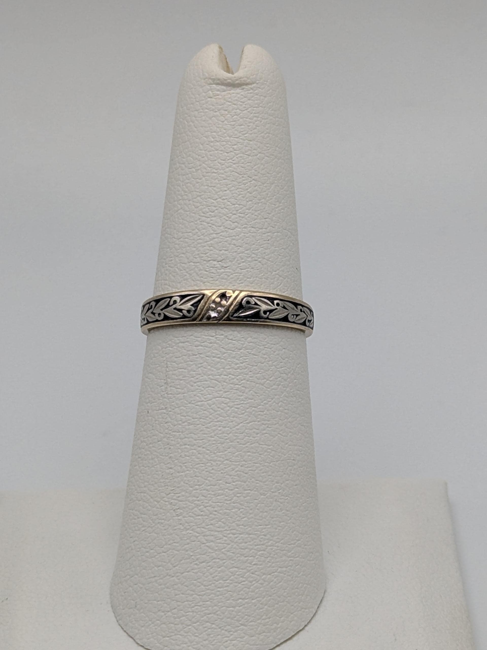 14k Two-Tone  Gold Diamond Engraved Filigree Ring Wedding Ring