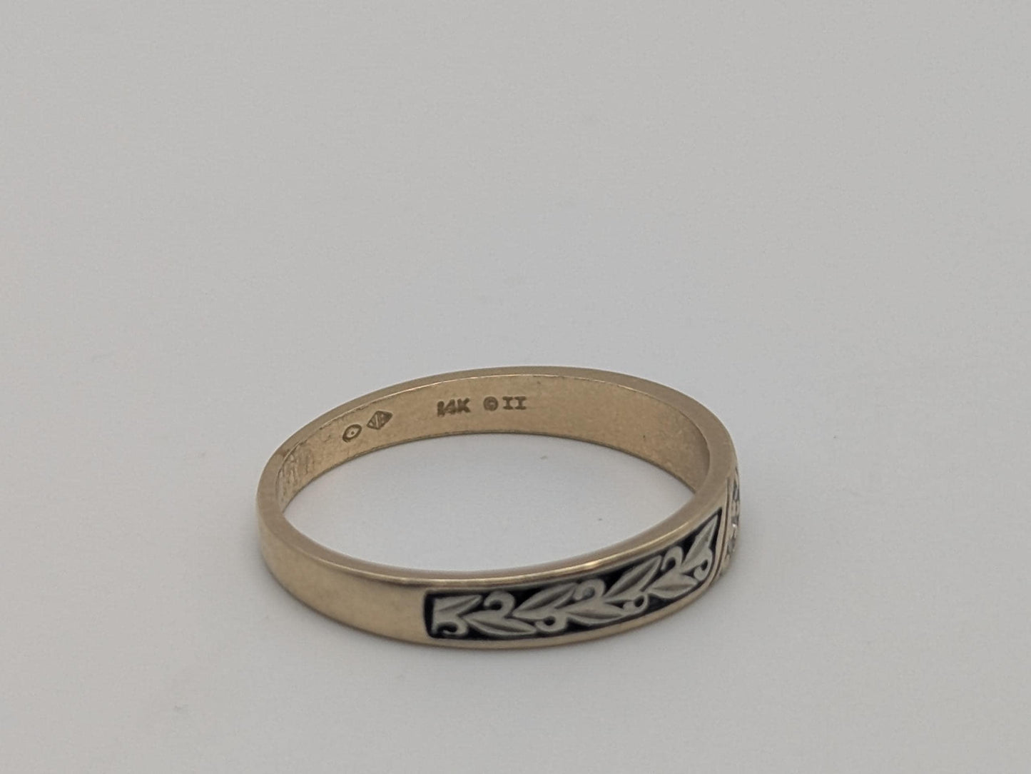 14k Two-Tone  Gold Diamond Engraved Filigree Ring Wedding Ring