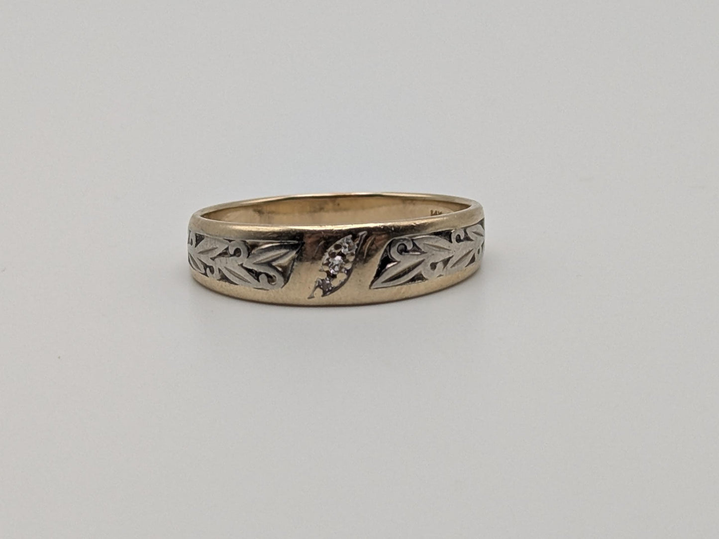 14k Vintage Two-Tone Diamond Engraved Ring Wedding Band Anniversary Ring
