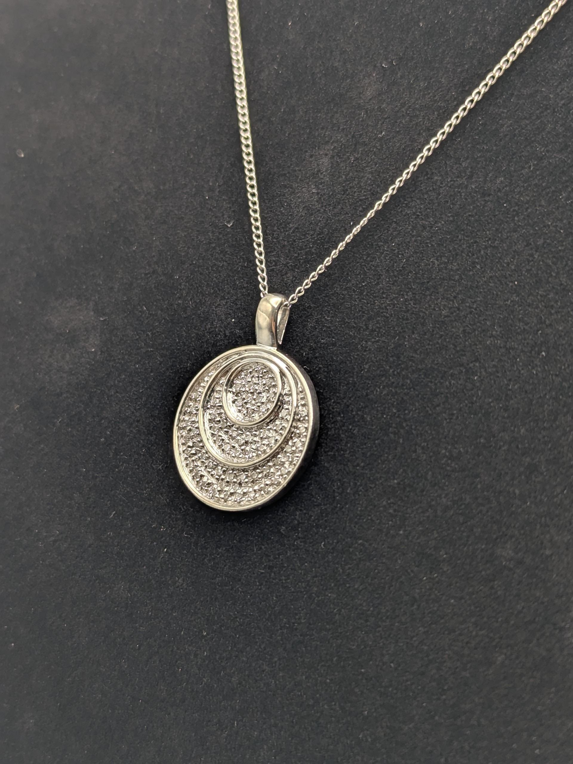 14k White Gold .33ctw Diamond Endless Circle Love Infinity Eternity Necklace