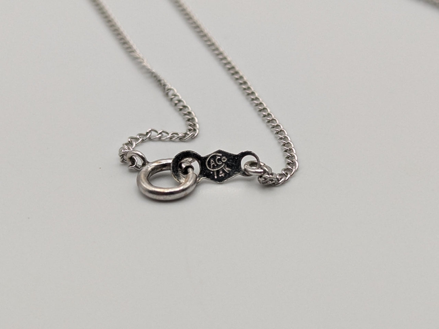 14k White Gold .33ctw Diamond Endless Circle Love Infinity Eternity Necklace