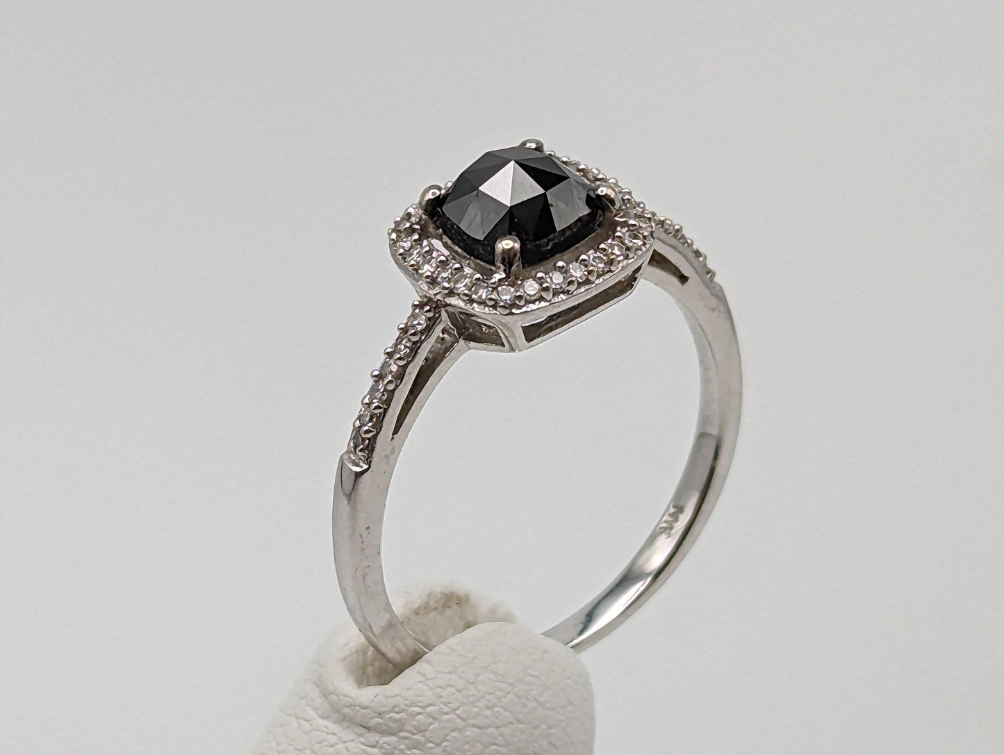 14k White Gold Black Cushion Diamond 1ct Halo Engagement Ring  Diamond White