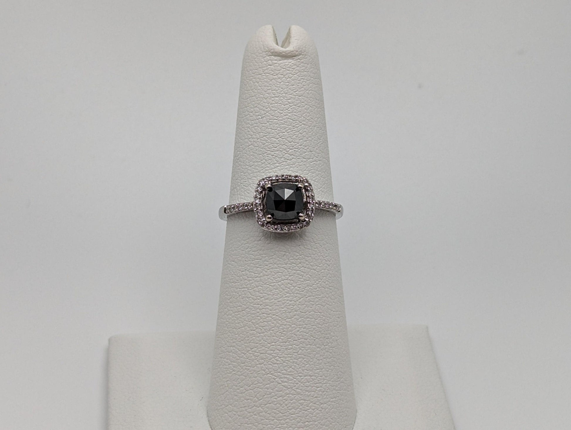 14k White Gold Black Cushion Diamond 1ct Halo Engagement Ring  Diamond White