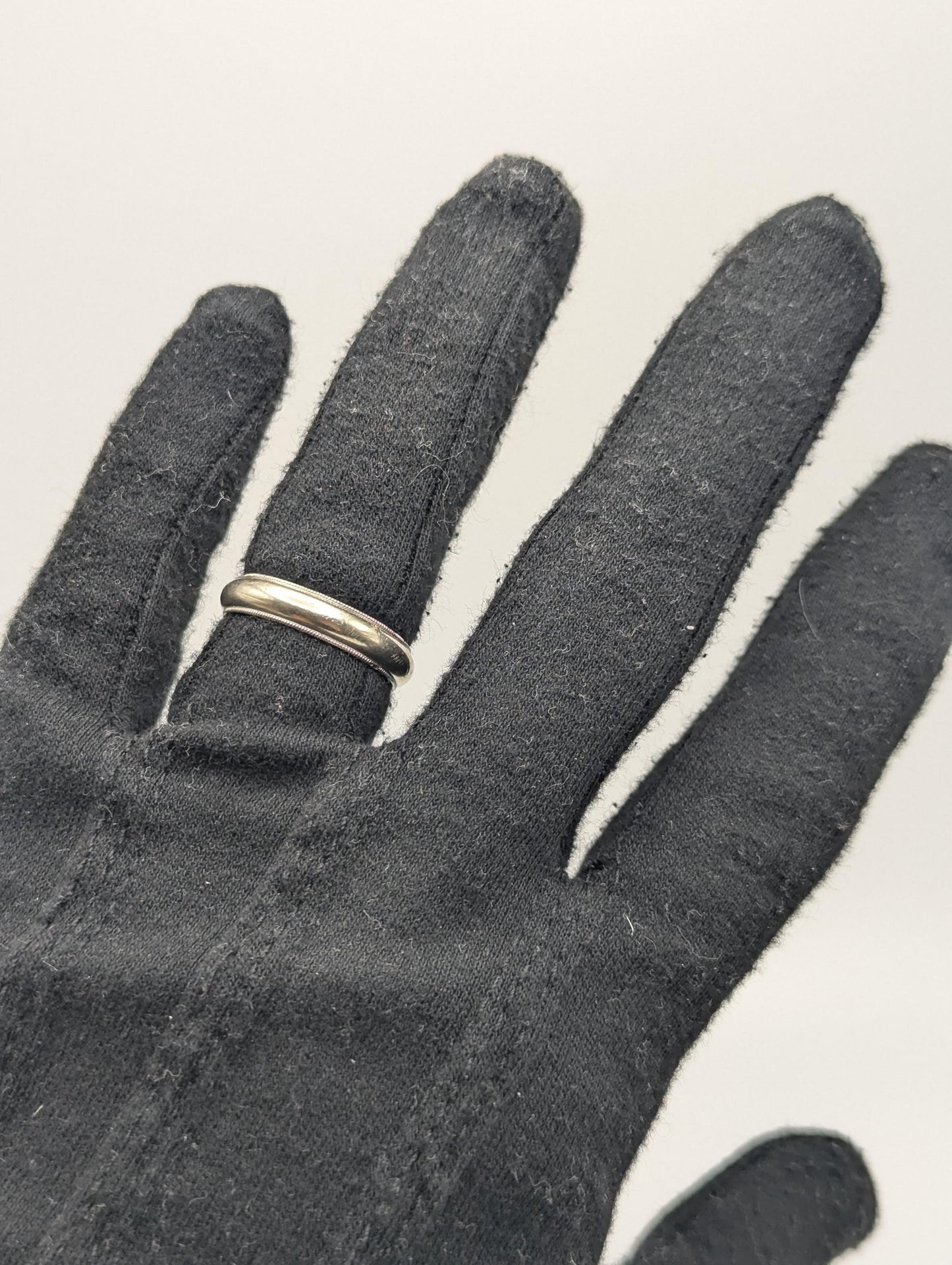 14k White Gold Mens with Milgrain Edge Wedding Band Anniversary Ring Comfort