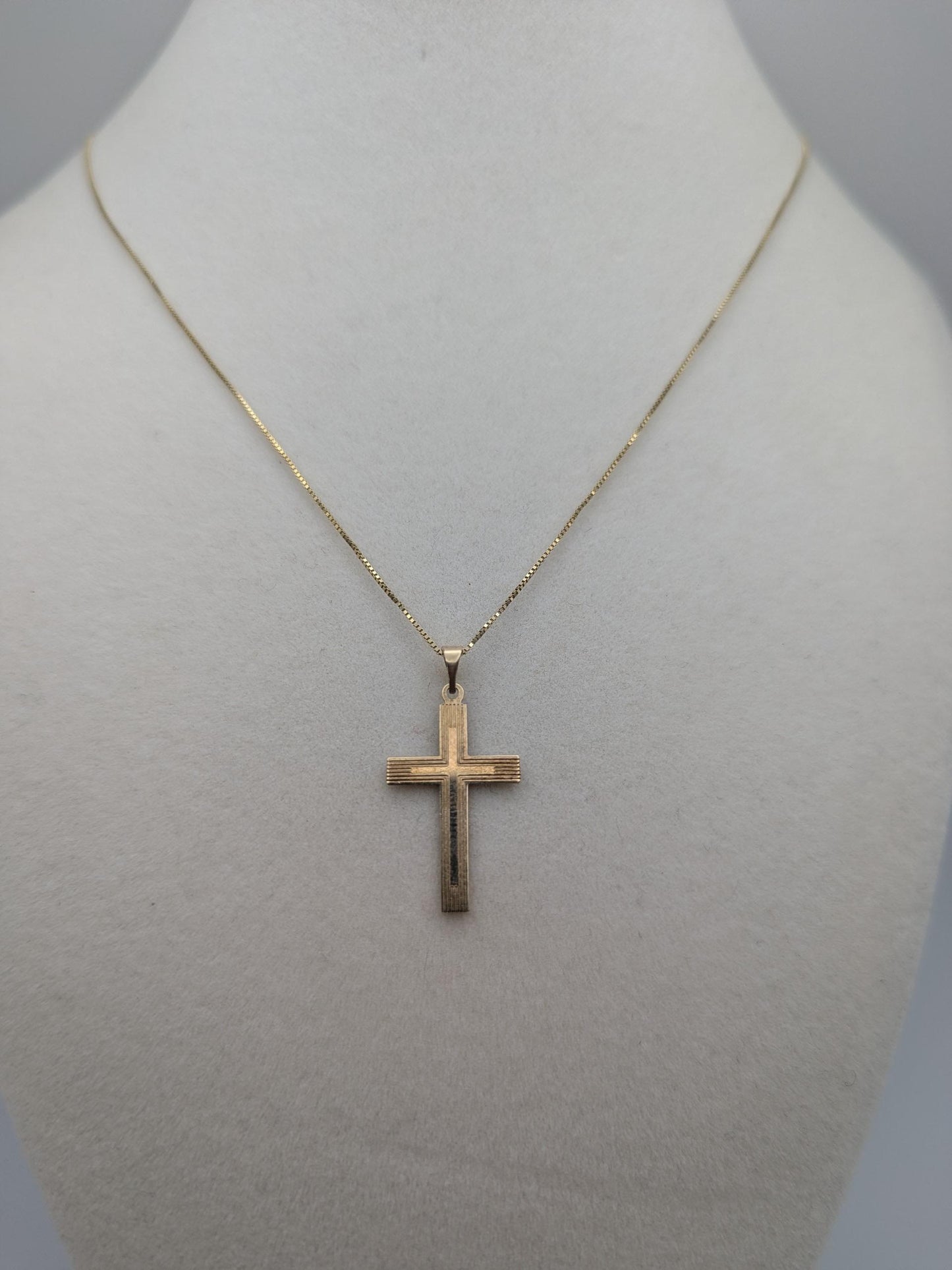 14k Yellow Gold Cross Christian Jesus Pendant Necklace Box Chain 18"