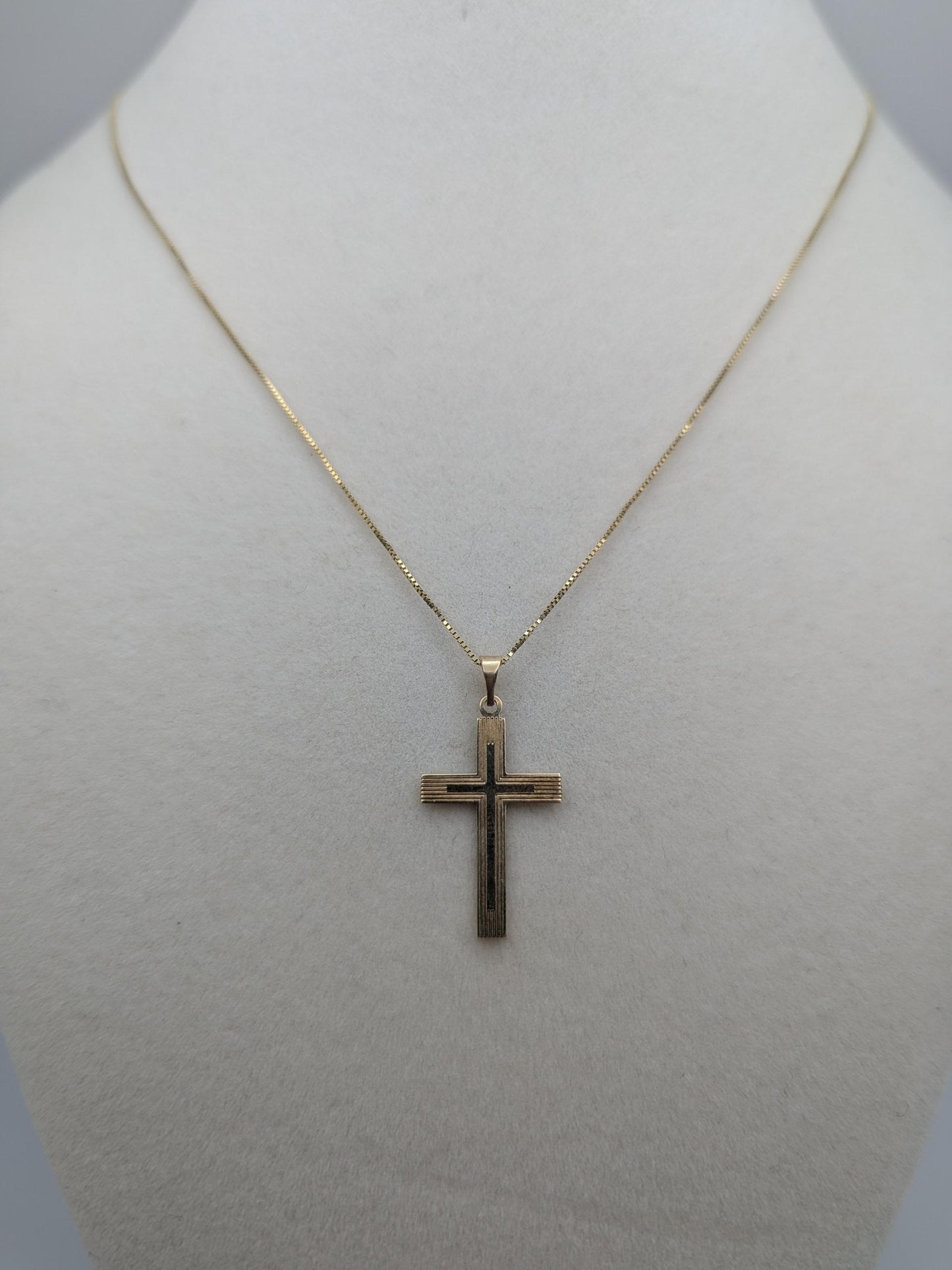 14k Yellow Gold Cross Christian Jesus Pendant Necklace Box Chain 18"