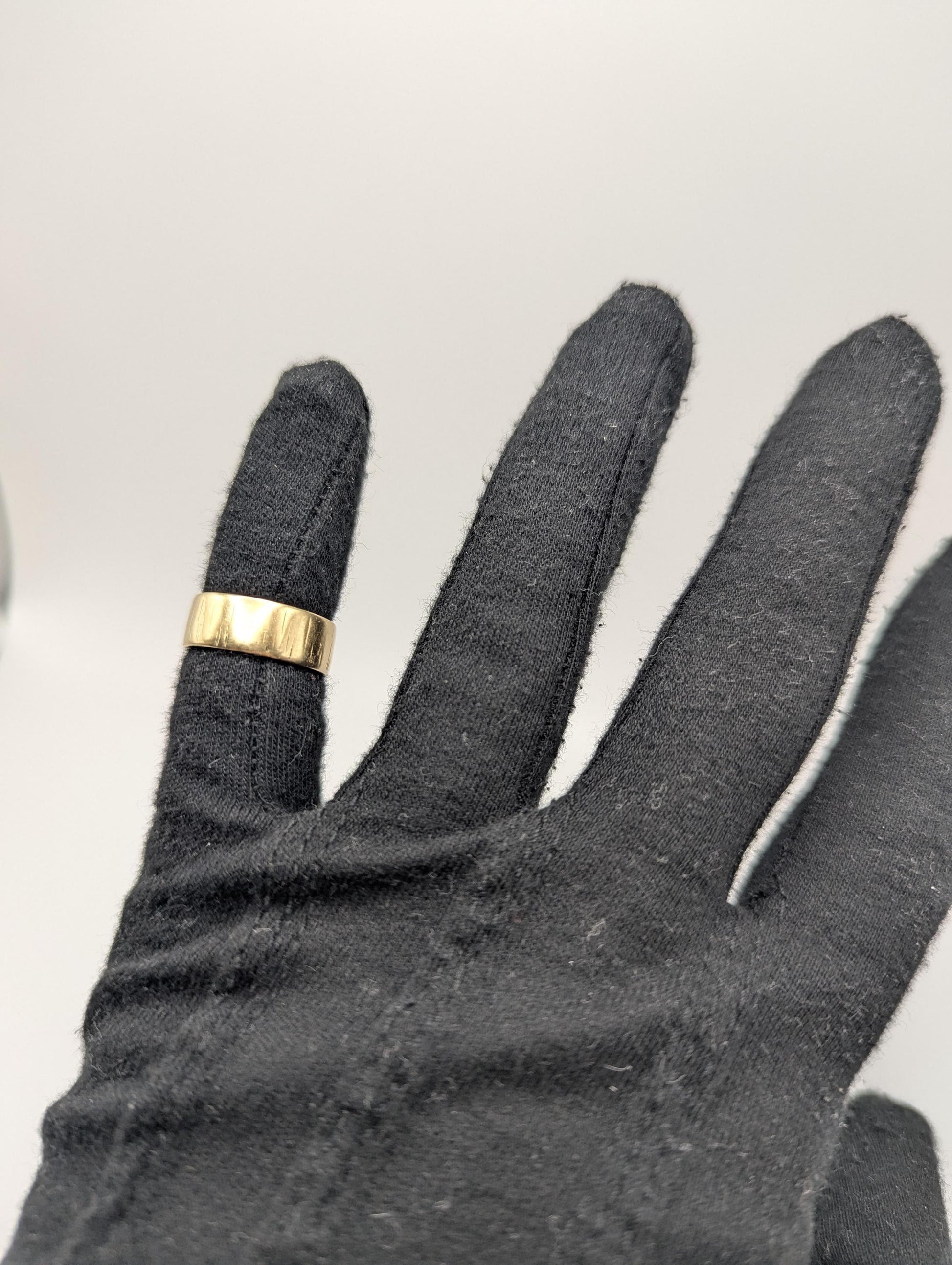 14k Yellow Gold Etched Design 7mm Wide Wedding Cigar Ring Comfort Fit