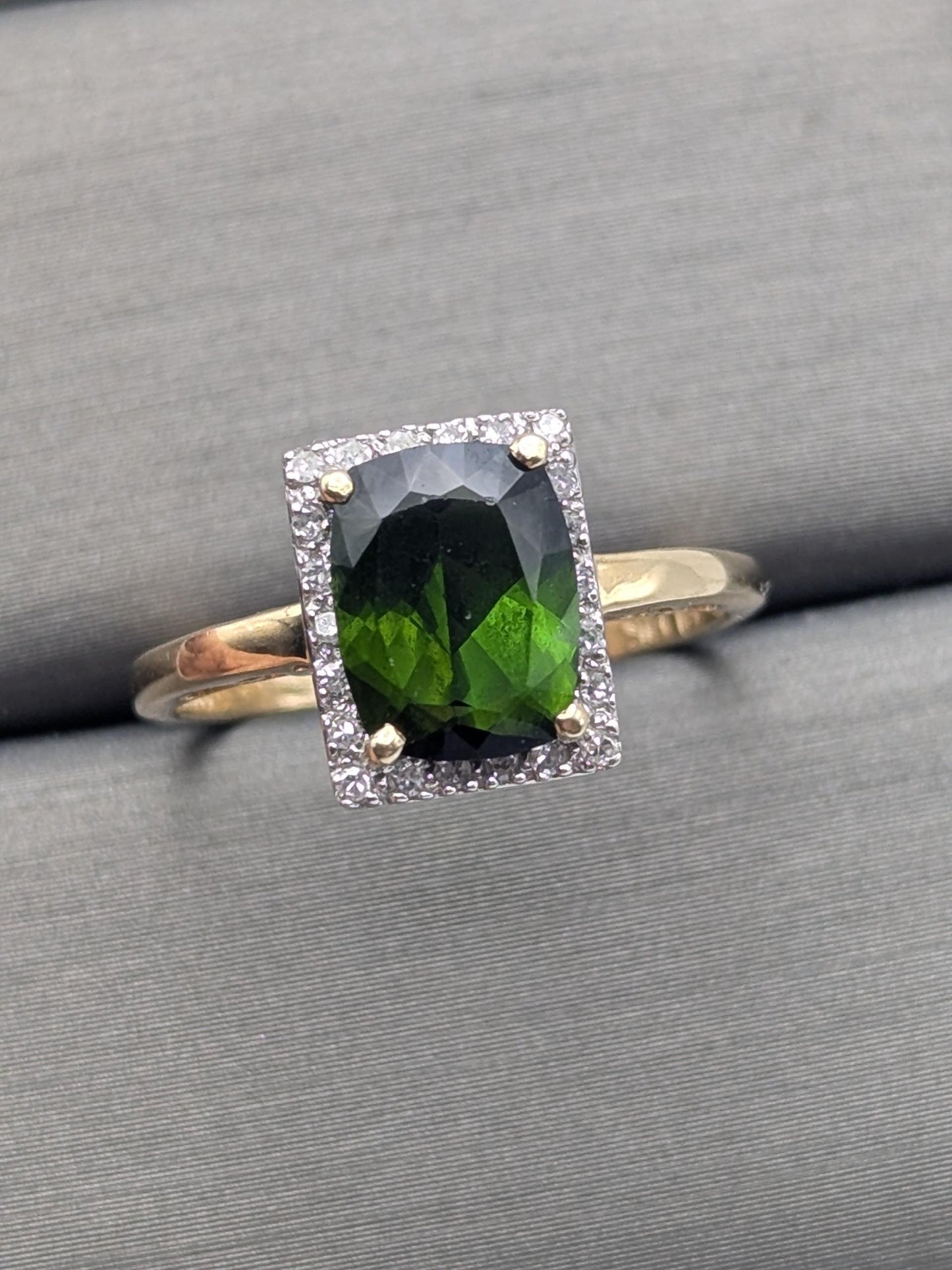 14k Yellow Gold Green Cushion Cut Emerald and Diamond Ring. Cocktail Ring.