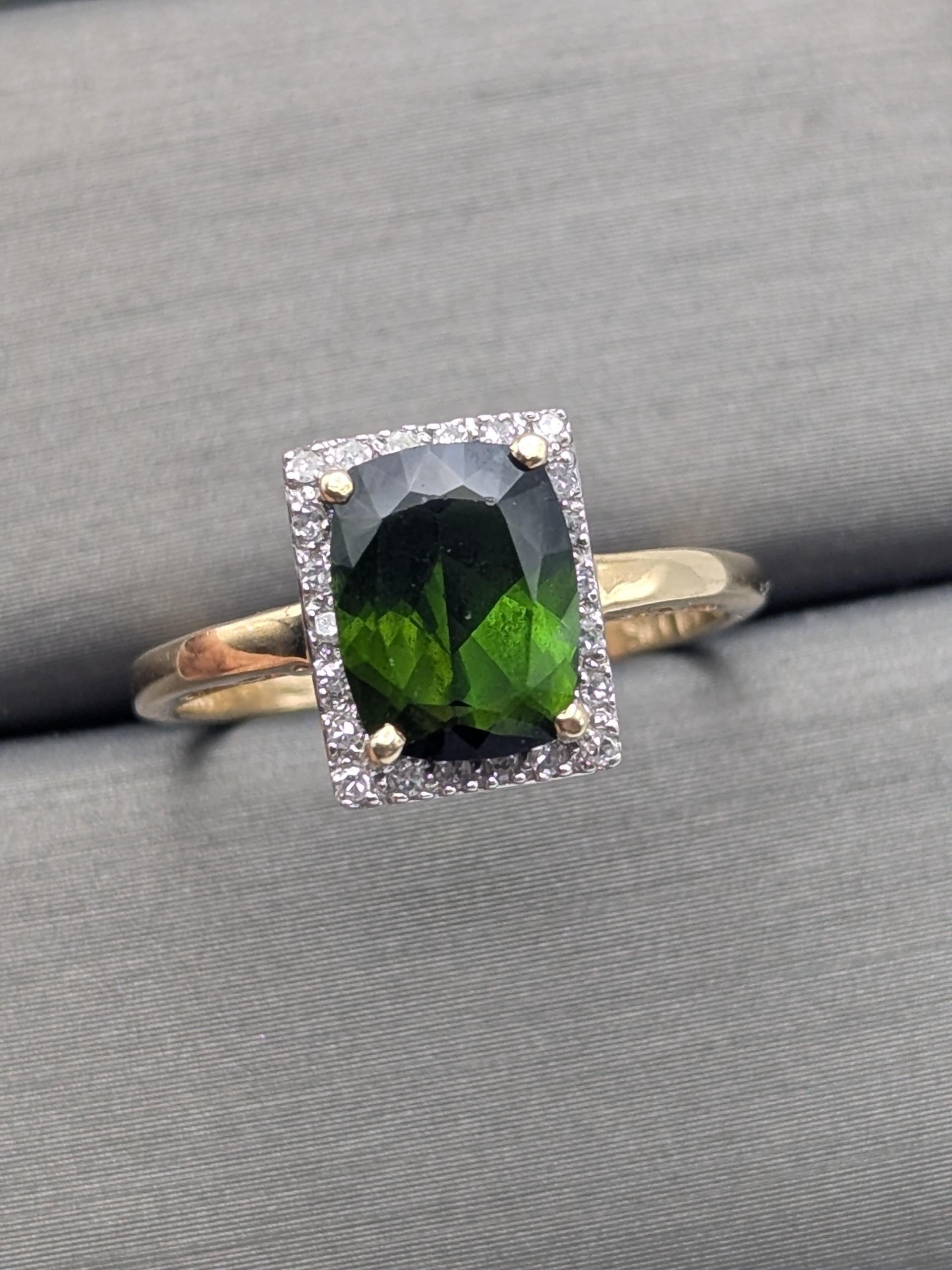 14k Yellow Gold Green Cushion Cut Emerald and Diamond Ring. Cocktail Ring.