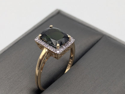 14k Yellow Gold Green Cushion Cut Emerald and Diamond Ring. Cocktail Ring.