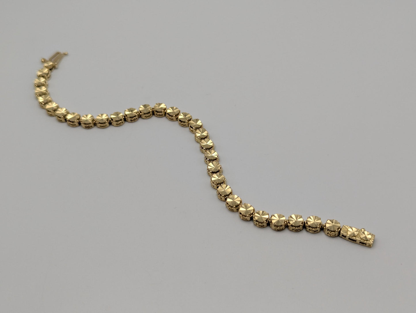 14k Yellow Gold HEAVY 10gr Link 8" Circular Link Bracelet Speciality Chain Link