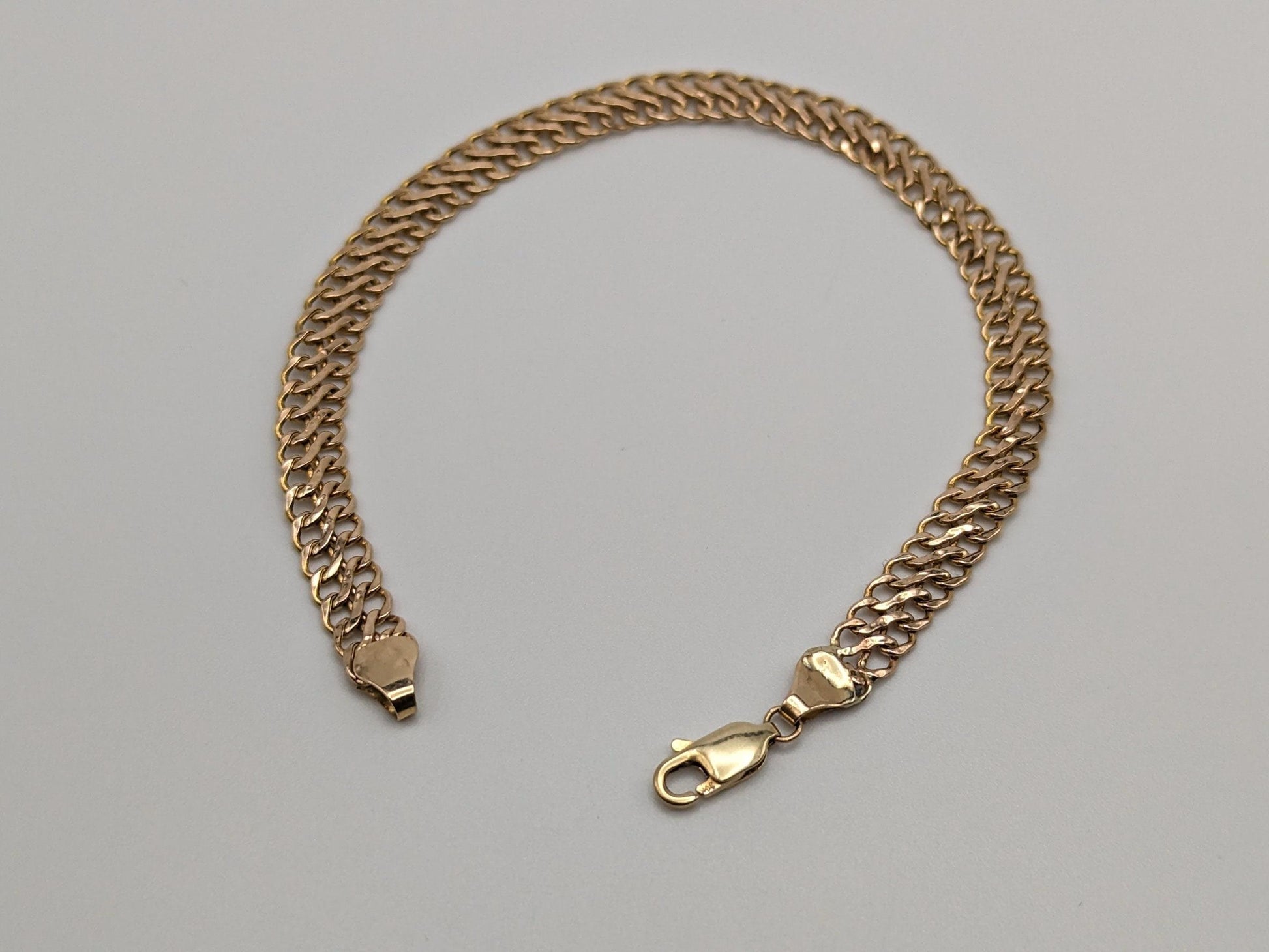 14k Yellow Gold Infinity Link Italian Bracelet. 14k Italian Infinity Bracelet 7