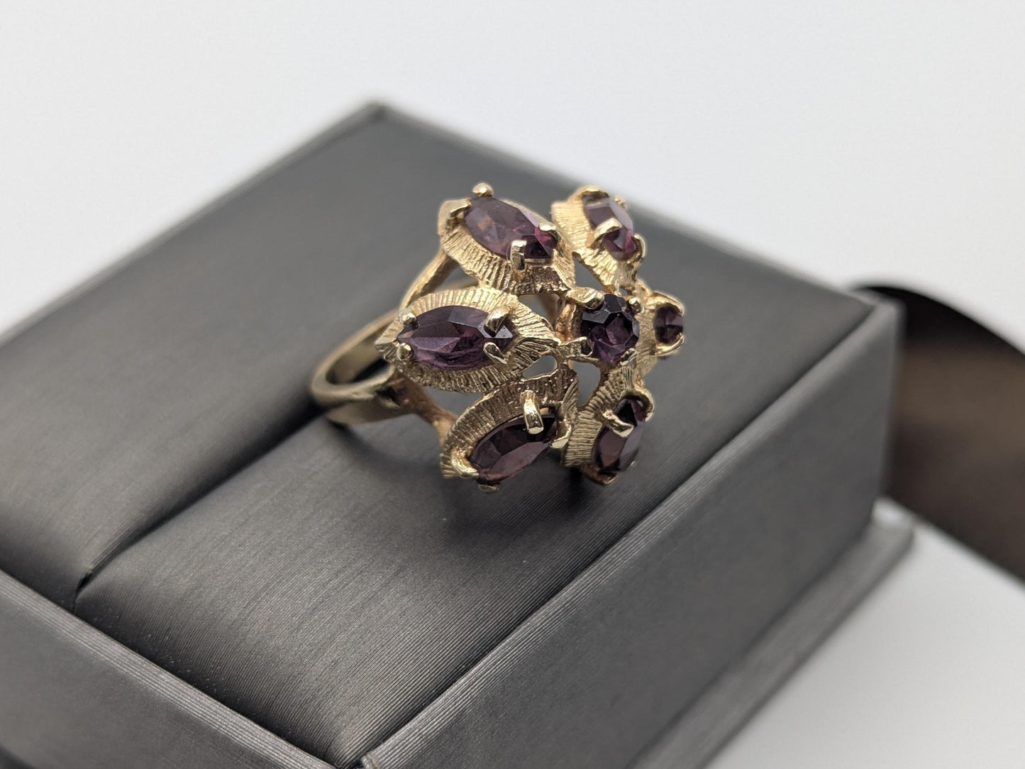 14k Yellow Gold Purple Gemstone Flower Ring Cocktail Statement Band