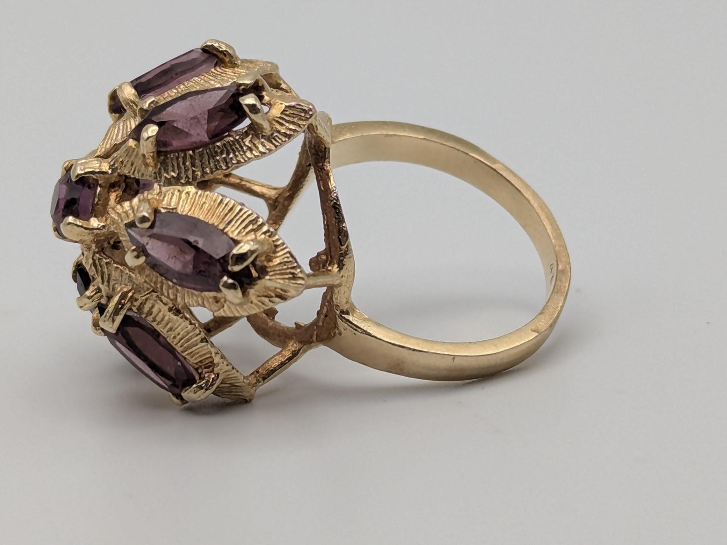 14k Yellow Gold Purple Gemstone Flower Ring Cocktail Statement Band