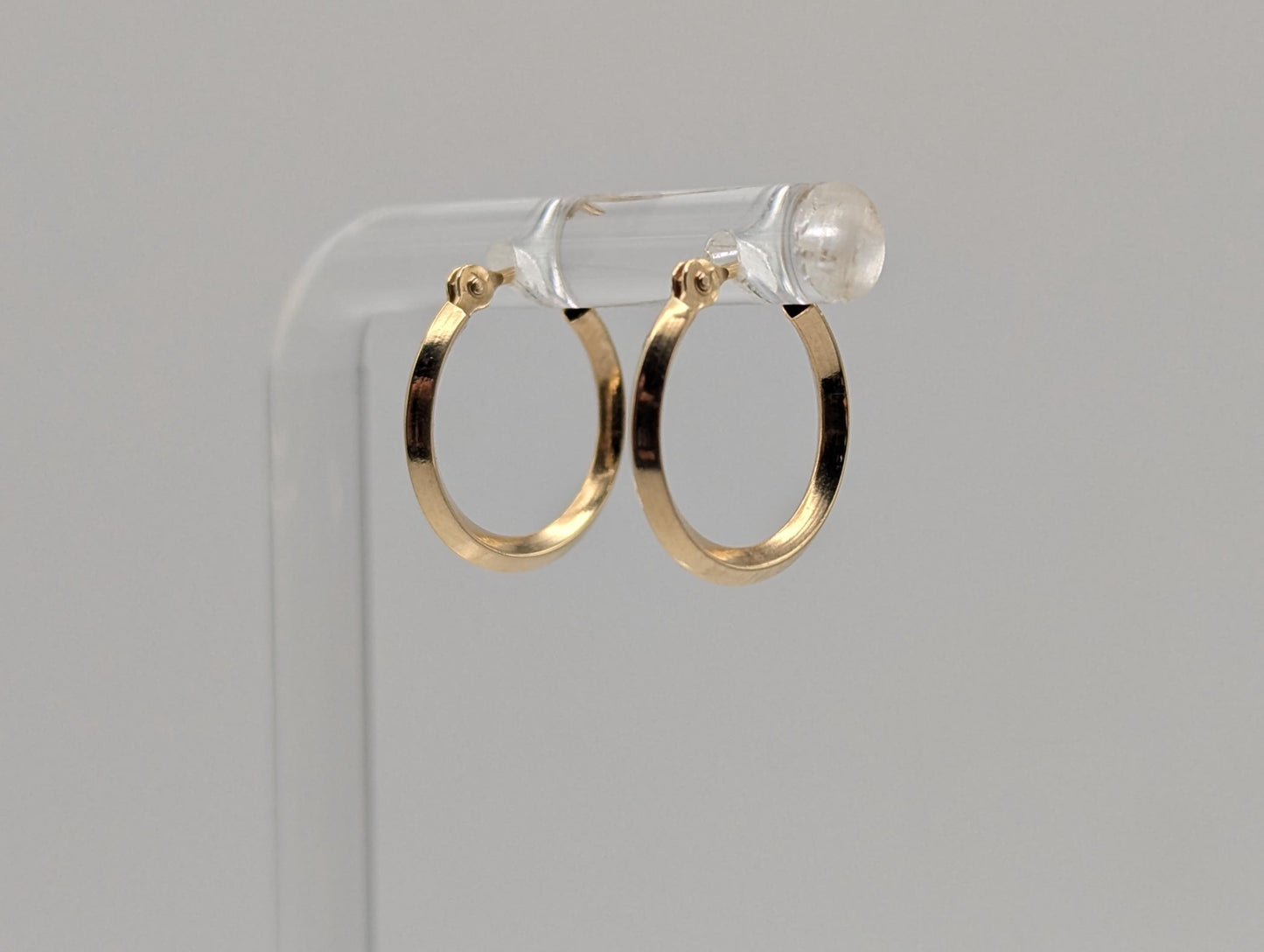 14k Yellow Gold Small Hoop Hammered Round Earrings Dainty Gold Hoops Hinged