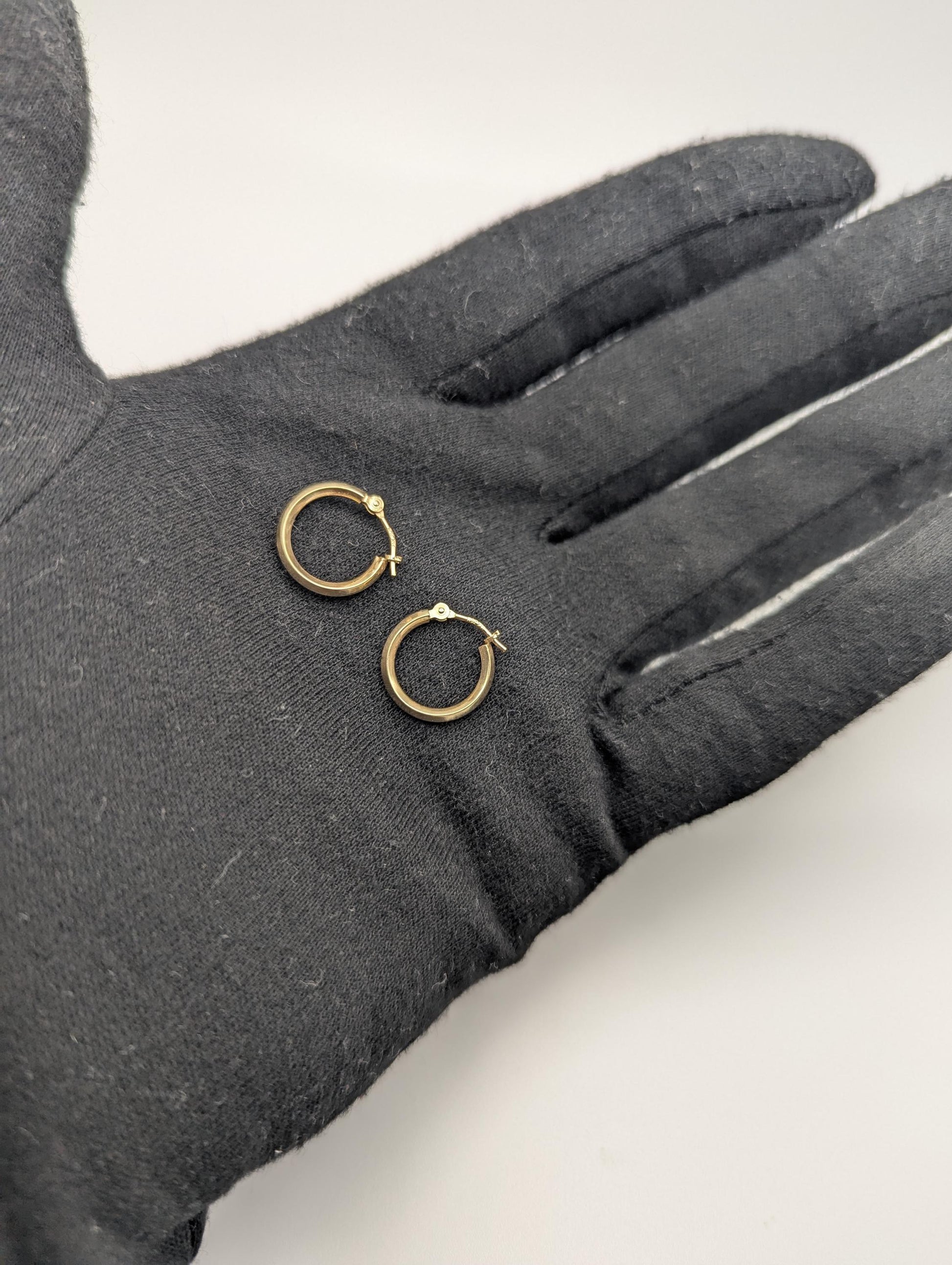 14k Yellow Gold Small Hoop Hammered Round Earrings Dainty Gold Hoops Hinged