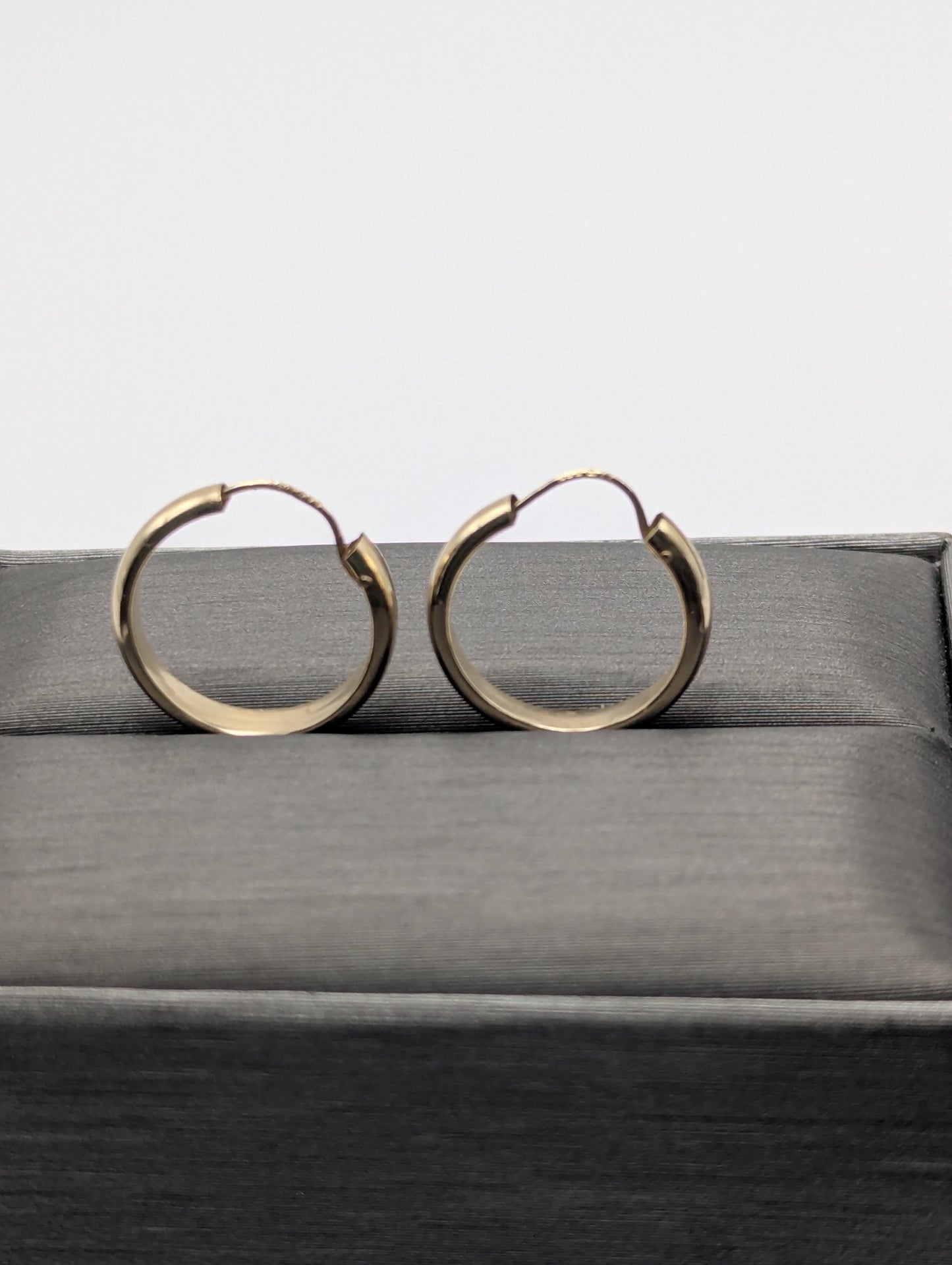 14k Yellow Gold Small Hoop Round Earrings Dainty Gold Hoops Hinged
