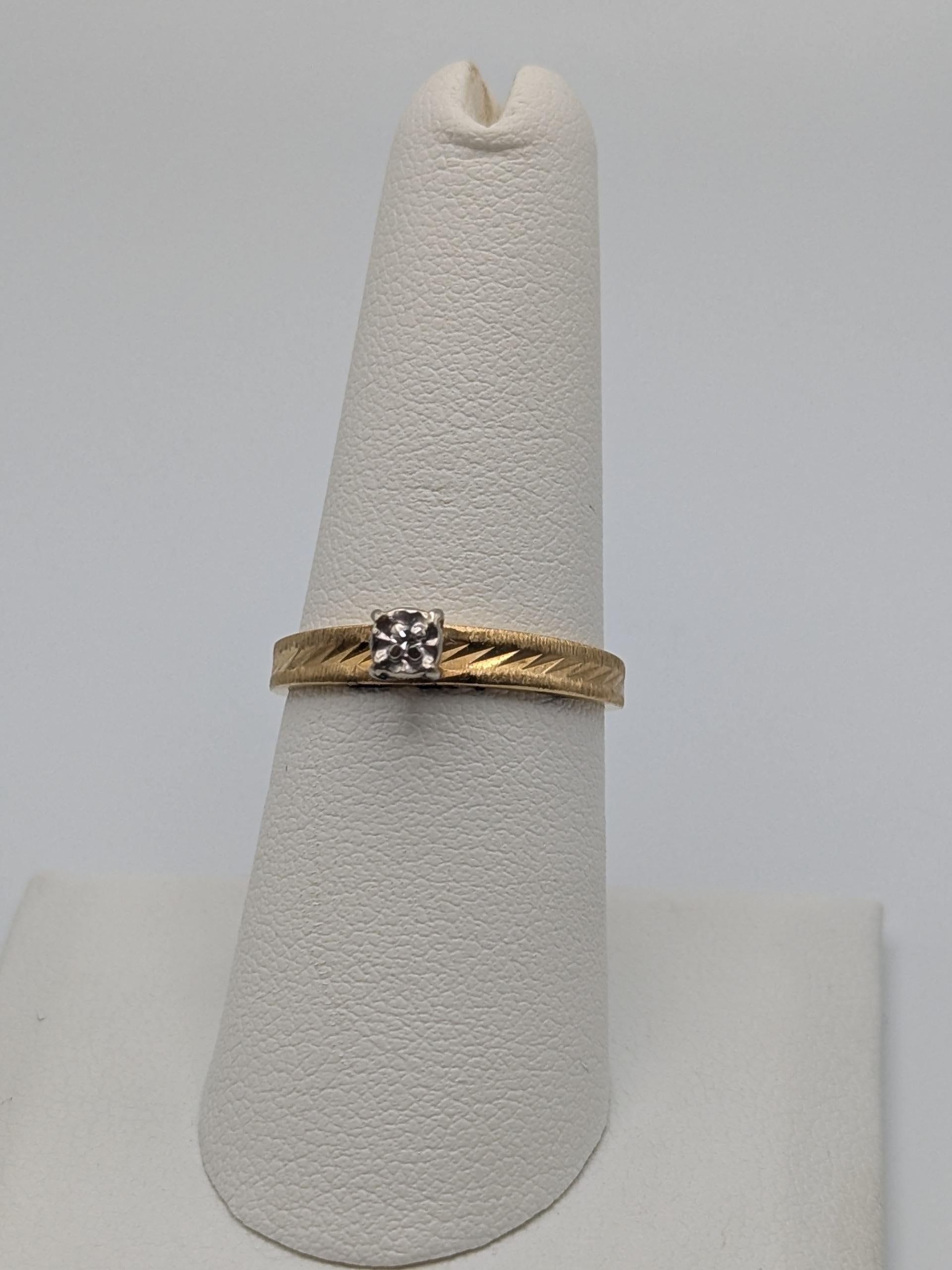 18k Vintage Two-Tone Gold  Diamond Engagement Ring Promise Ring