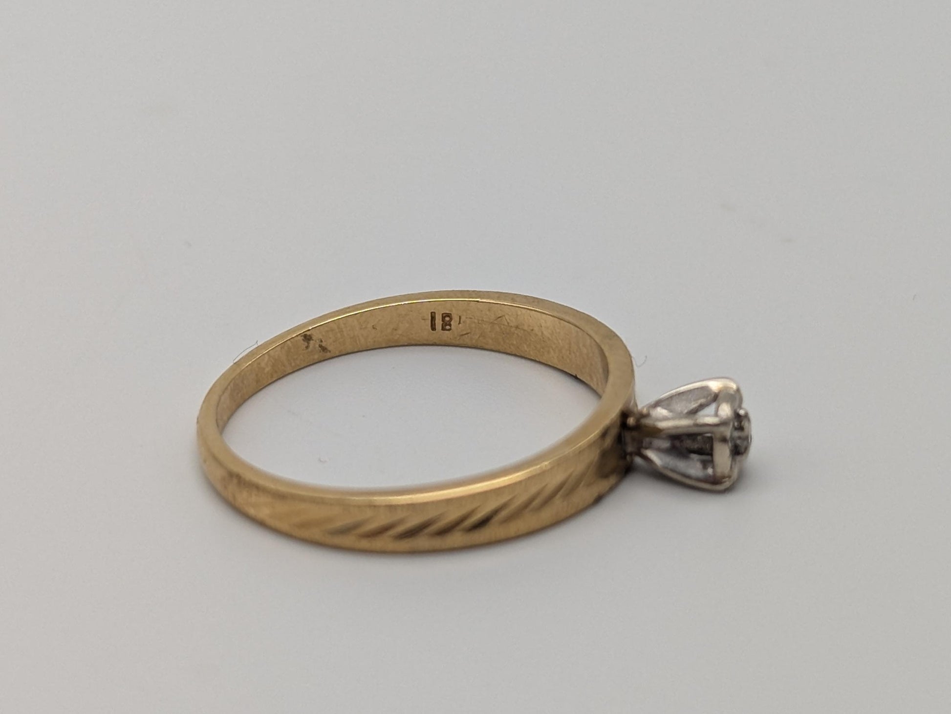 18k Vintage Two-Tone Gold  Diamond Engagement Ring Promise Ring