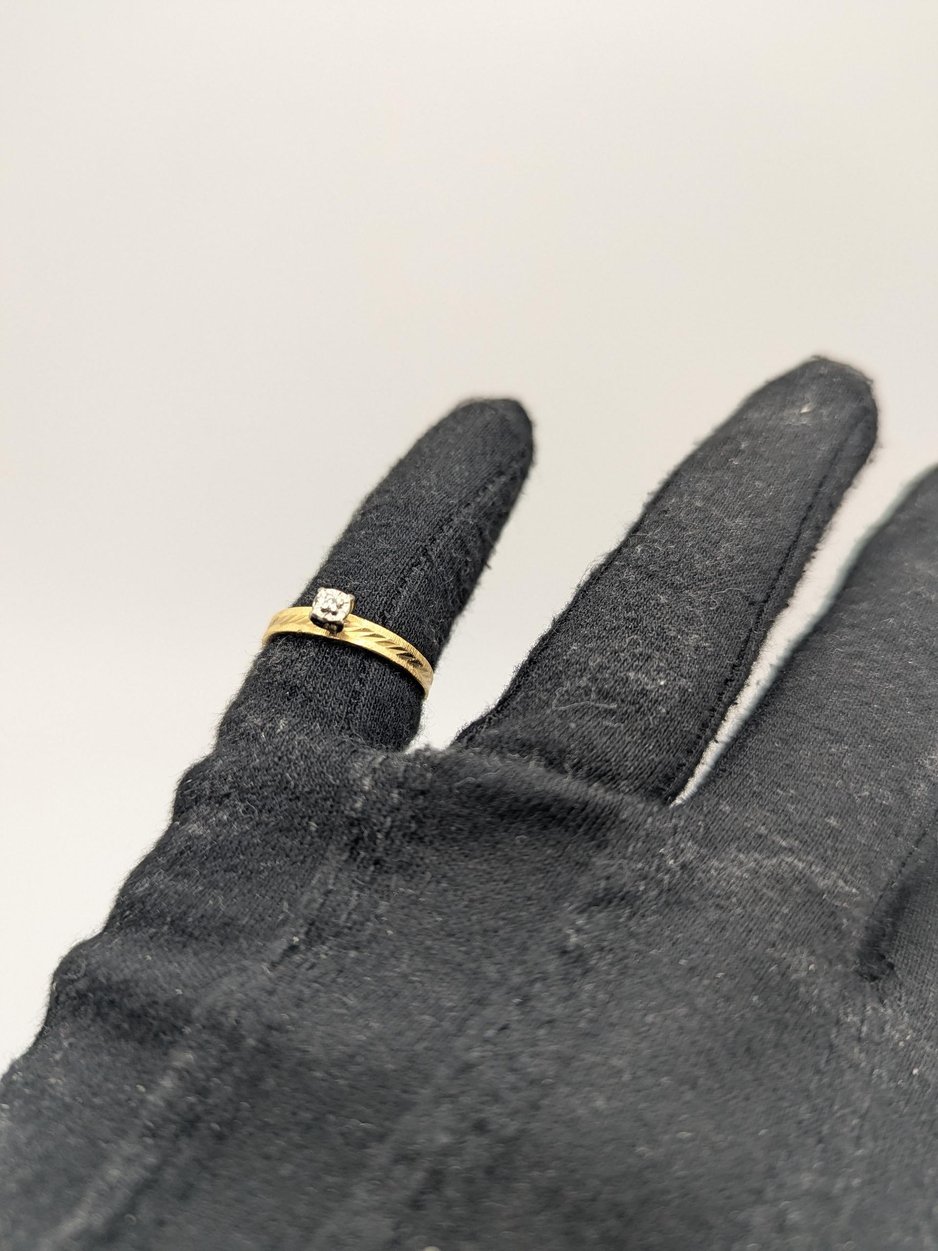 18k Vintage Two-Tone Gold  Diamond Engagement Ring Promise Ring