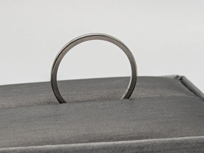 18k White Gold Etched Edge Wedding Ring Anniversary Ring