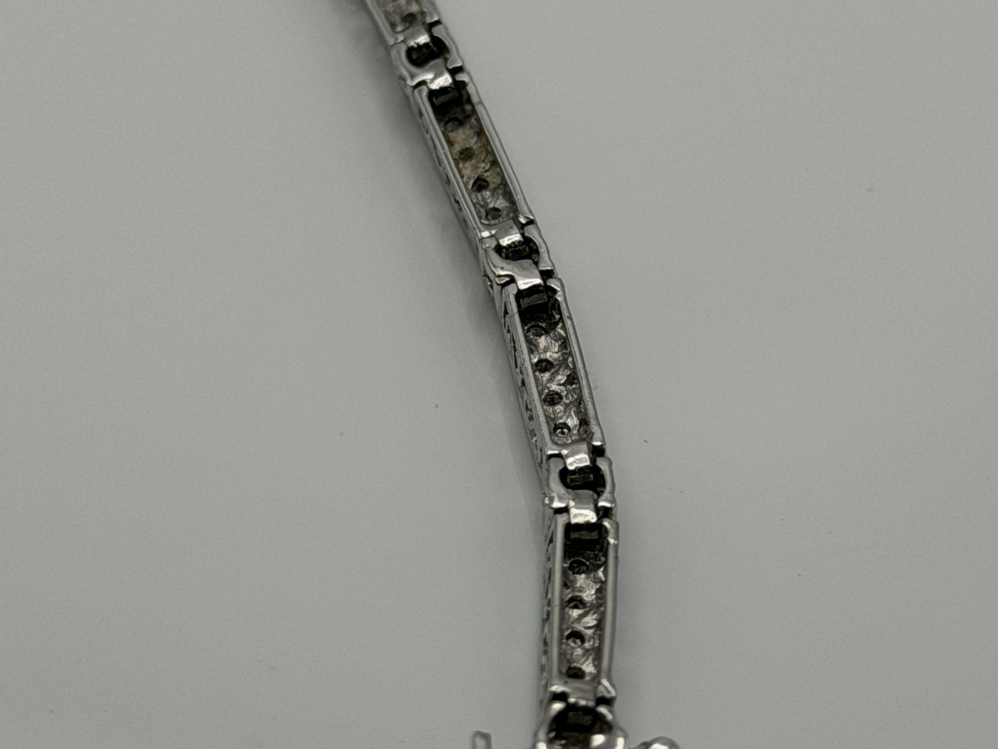14k Heavy 7.9 gram Diamond Bracelet 7" Tennis Style Solid Gold Bracelet