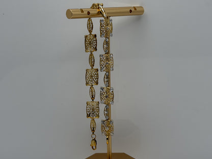 10k Two Tone Diamond Bracelet. Diamond Cut Design Tennis Bracelet 7"