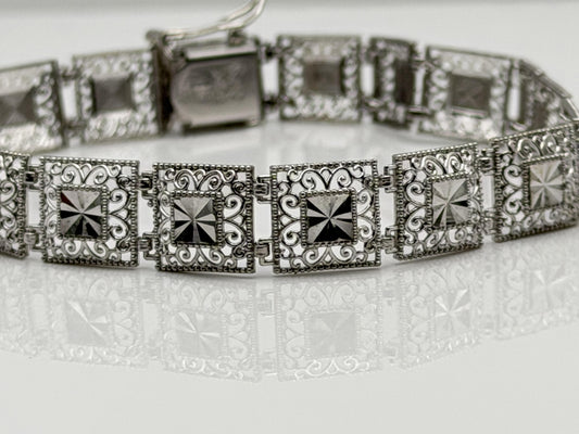 10k Heavy 7.6 gram Solid White Gold Diamond Cut Design Bracelet 7" Chain