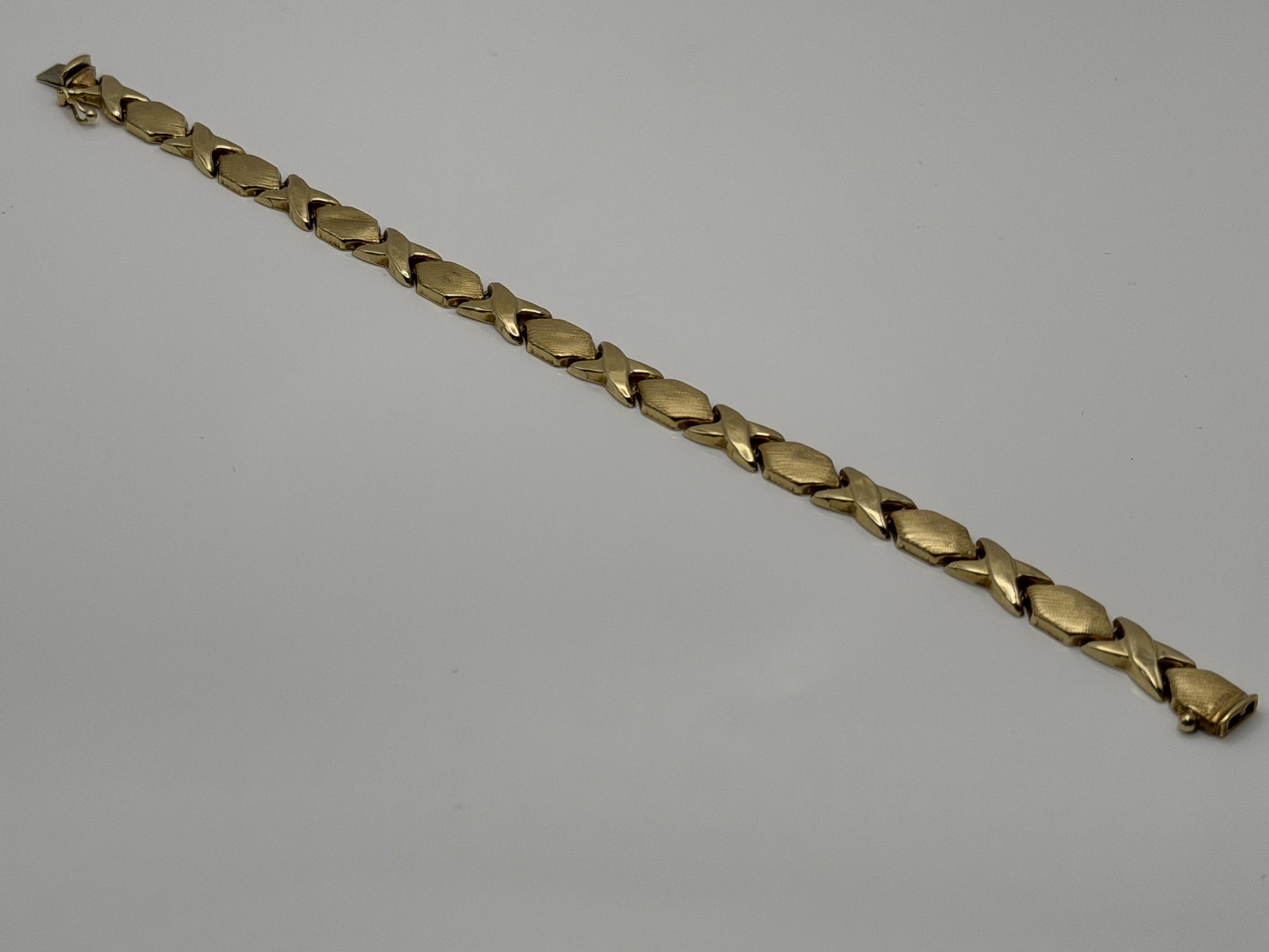 14k XOXO Solid Yellow ITALY Gold Heavy 8.5 gr Tennis Bracelet 8" Love Chain