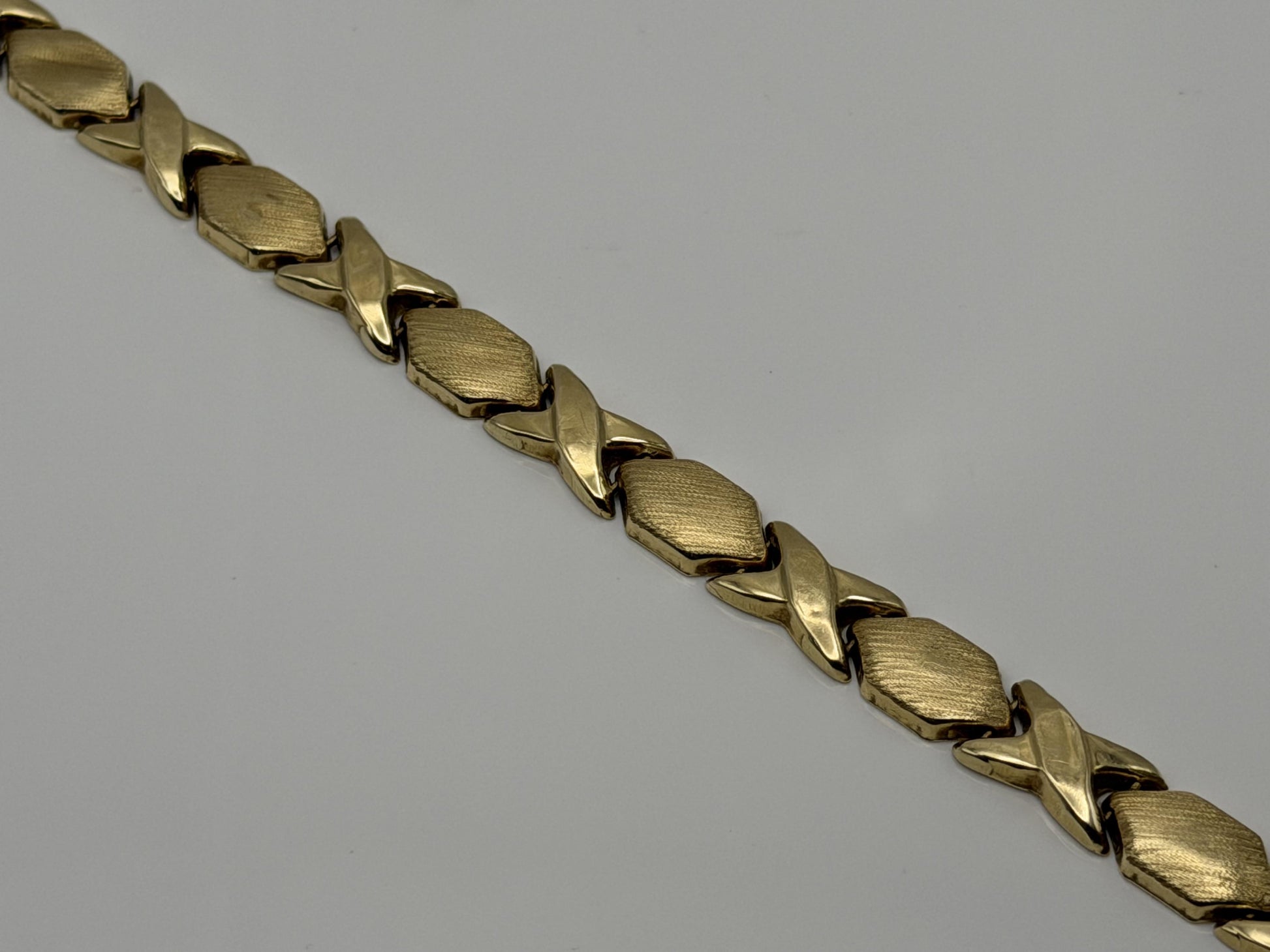 14k XOXO Solid Yellow ITALY Gold Heavy 8.5 gr Tennis Bracelet 8" Love Chain