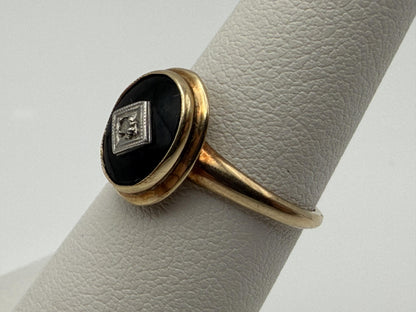 10k Oval Shaped Diamond Onyx Vintage Statement Ring Minimalist Signet Ring