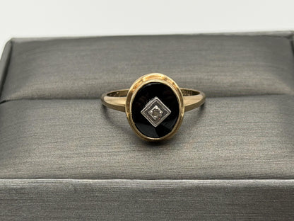 10k Oval Shaped Diamond Onyx Vintage Statement Ring Minimalist Signet Ring