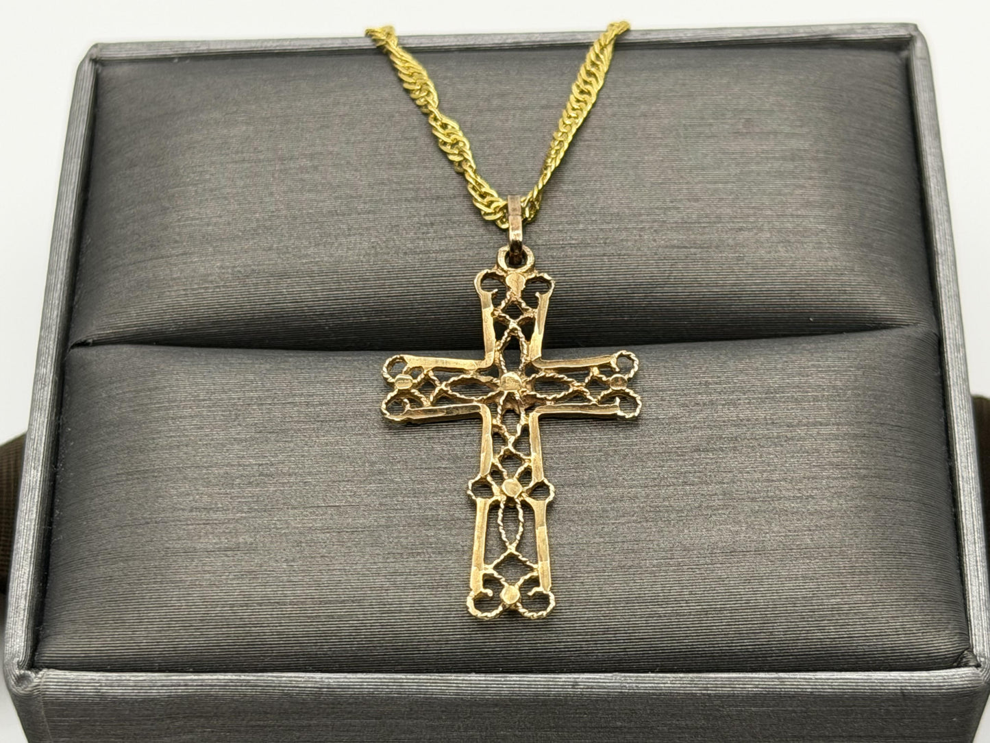 14k Filigree Christian Cross Crucifix Pendant Necklace w Compliment 18kGF Chain
