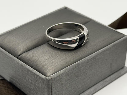 10k White Gold Mens Onyx Ring. Anniversary Band. Wedding Ring.