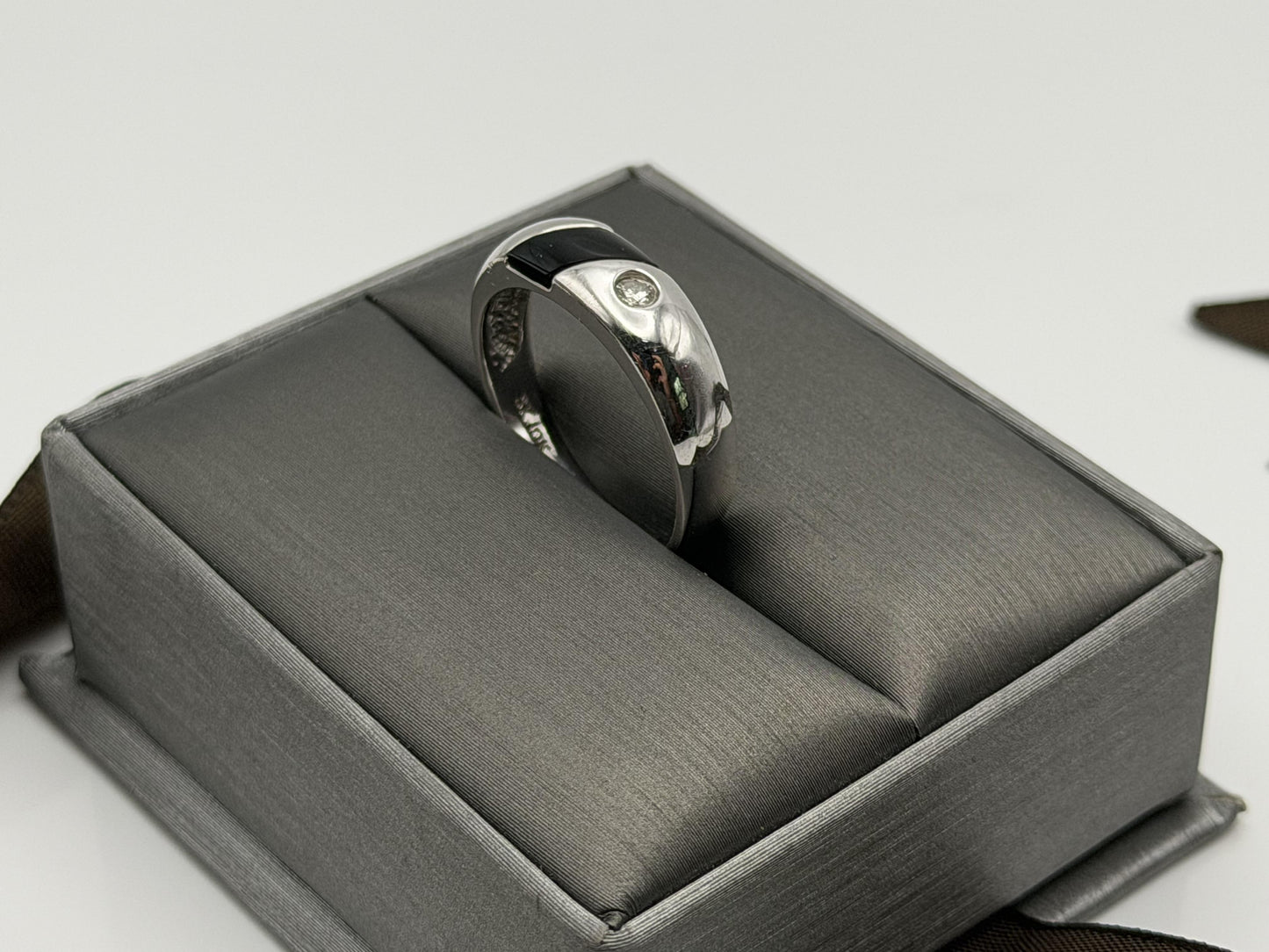 10k White Gold Mens Onyx Ring. Anniversary Band. Wedding Ring.