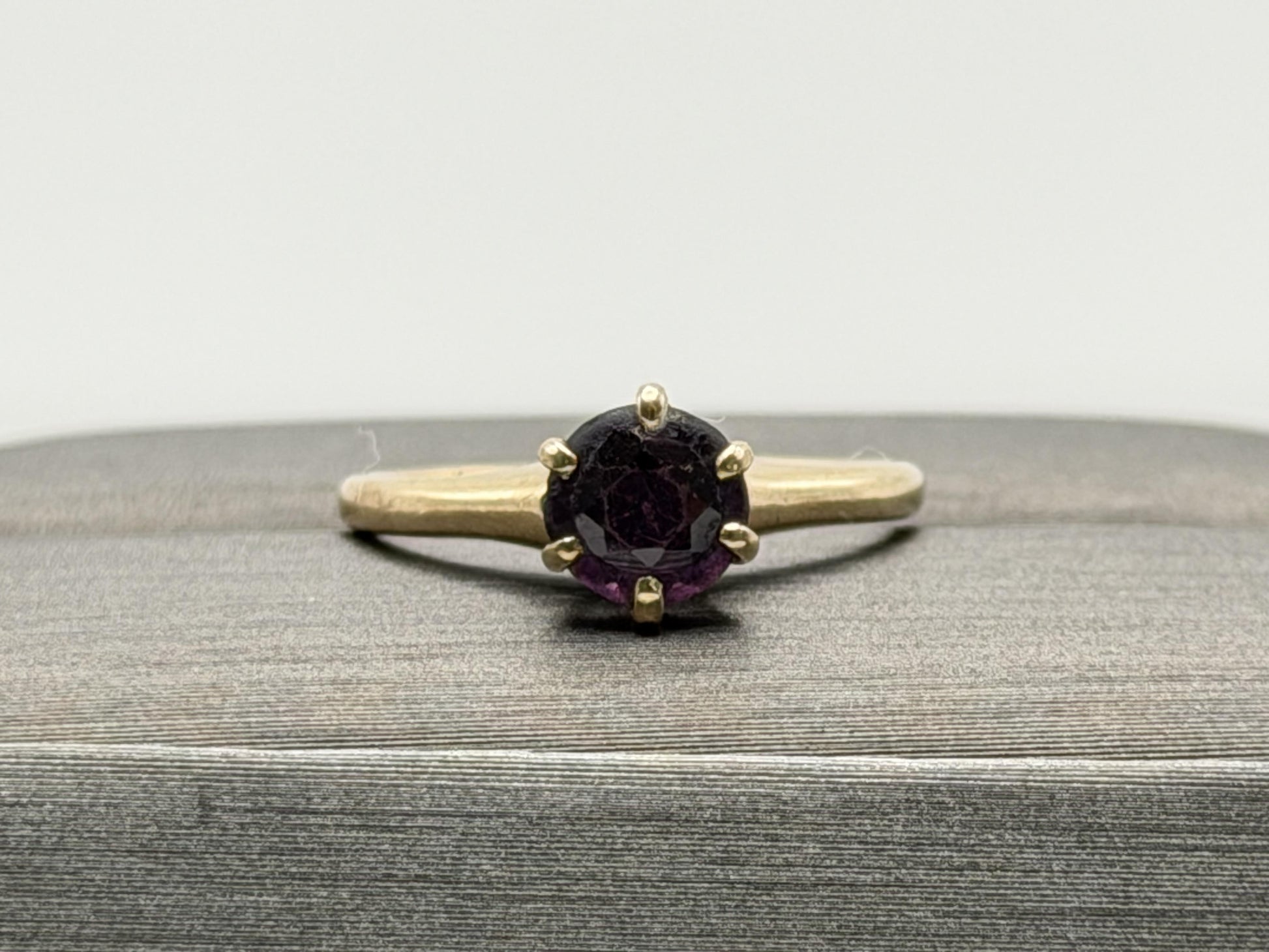 10k Yellow Gold Amethyst Cathedral Setting Solitaire Ring.