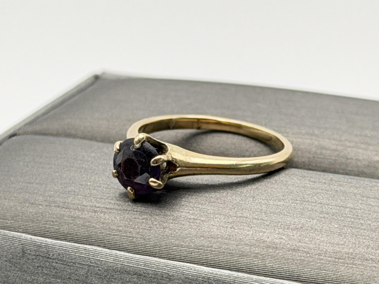 10k Yellow Gold Amethyst Cathedral Setting Solitaire Ring.