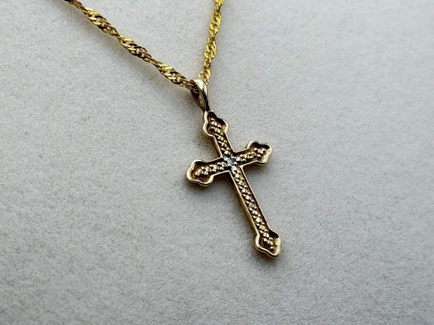 10k Yellow Gold Vintage Diamond Christian Cross Necklace Compliment GF18k chain