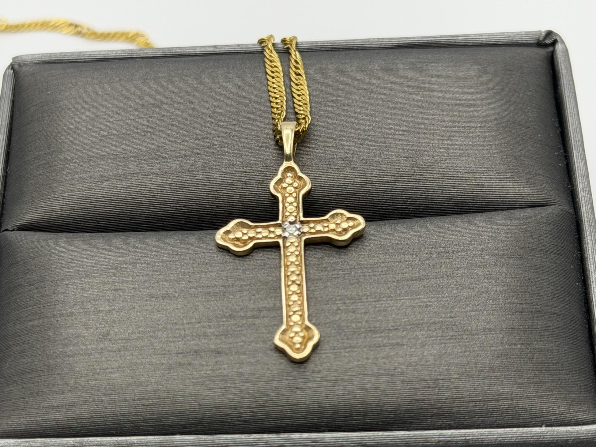 10k Yellow Gold Vintage Diamond Christian Cross Necklace Compliment GF18k chain